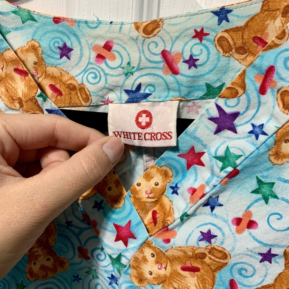 Teddy bear boo boo scrub top - Picture 2 of 5